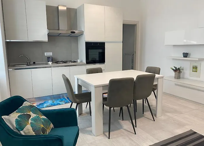 Garden House Apartments In Naples