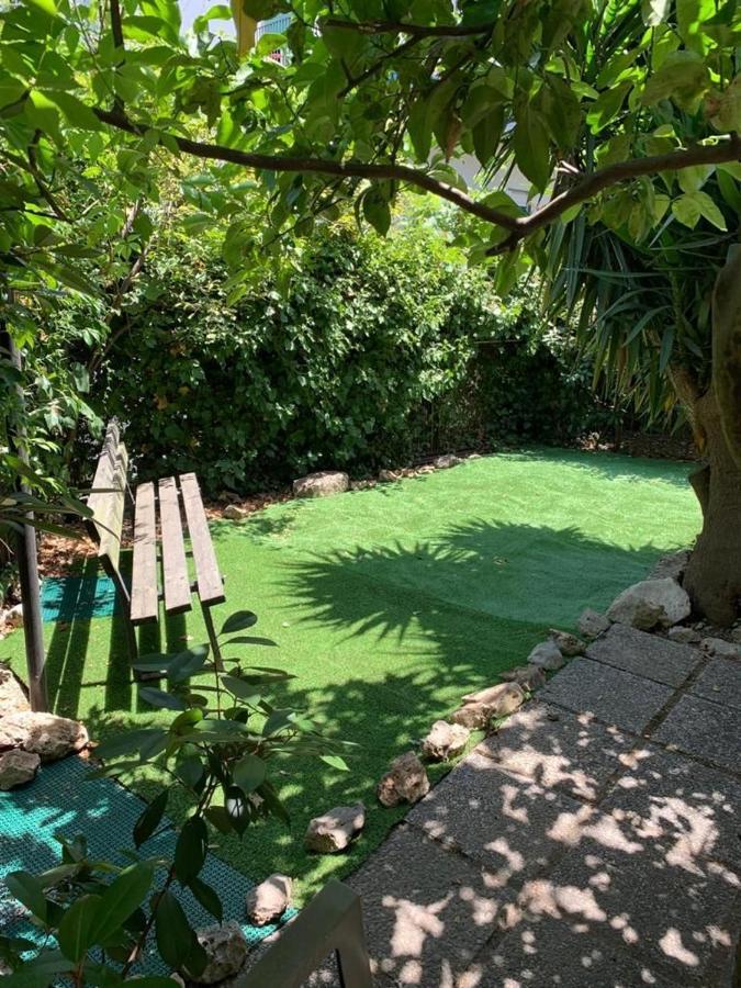 Appartamento Garden House In Napoli