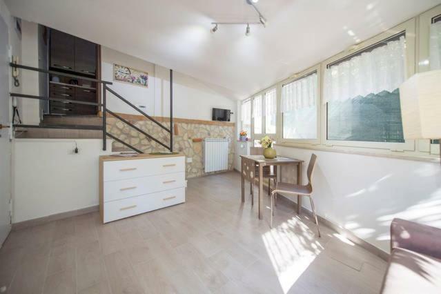 Appartamento Garden House In Napoli